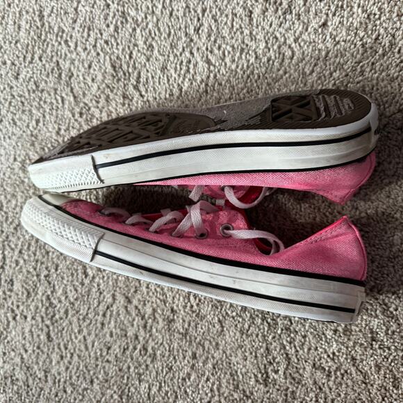 Converse Chuck Taylor All Star Low Top Sneakers Bright Pink Women's 10 Men's 8 - Picture 8 of 10